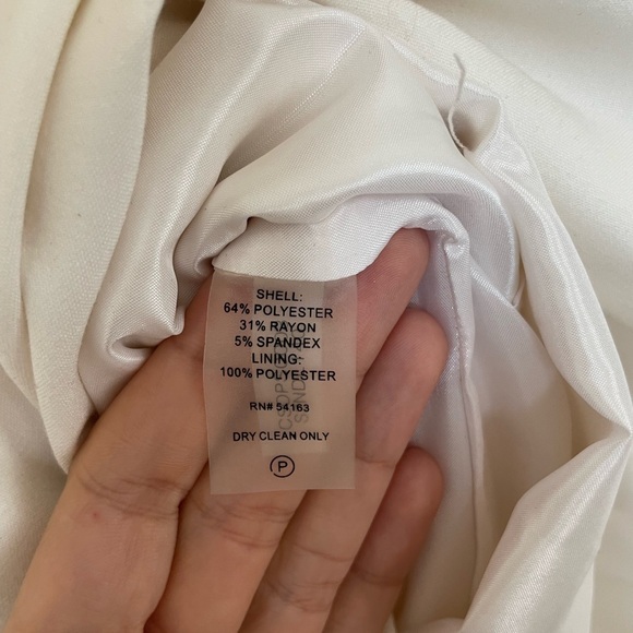 NWT Calvin Klein Colorblock Sheath Dress – Size 8 – Classic Elegance - Picture 4 of 7